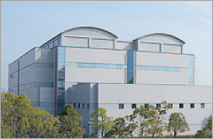 SCSK is developing a cloud business using one of Japan's most extensive data centers.